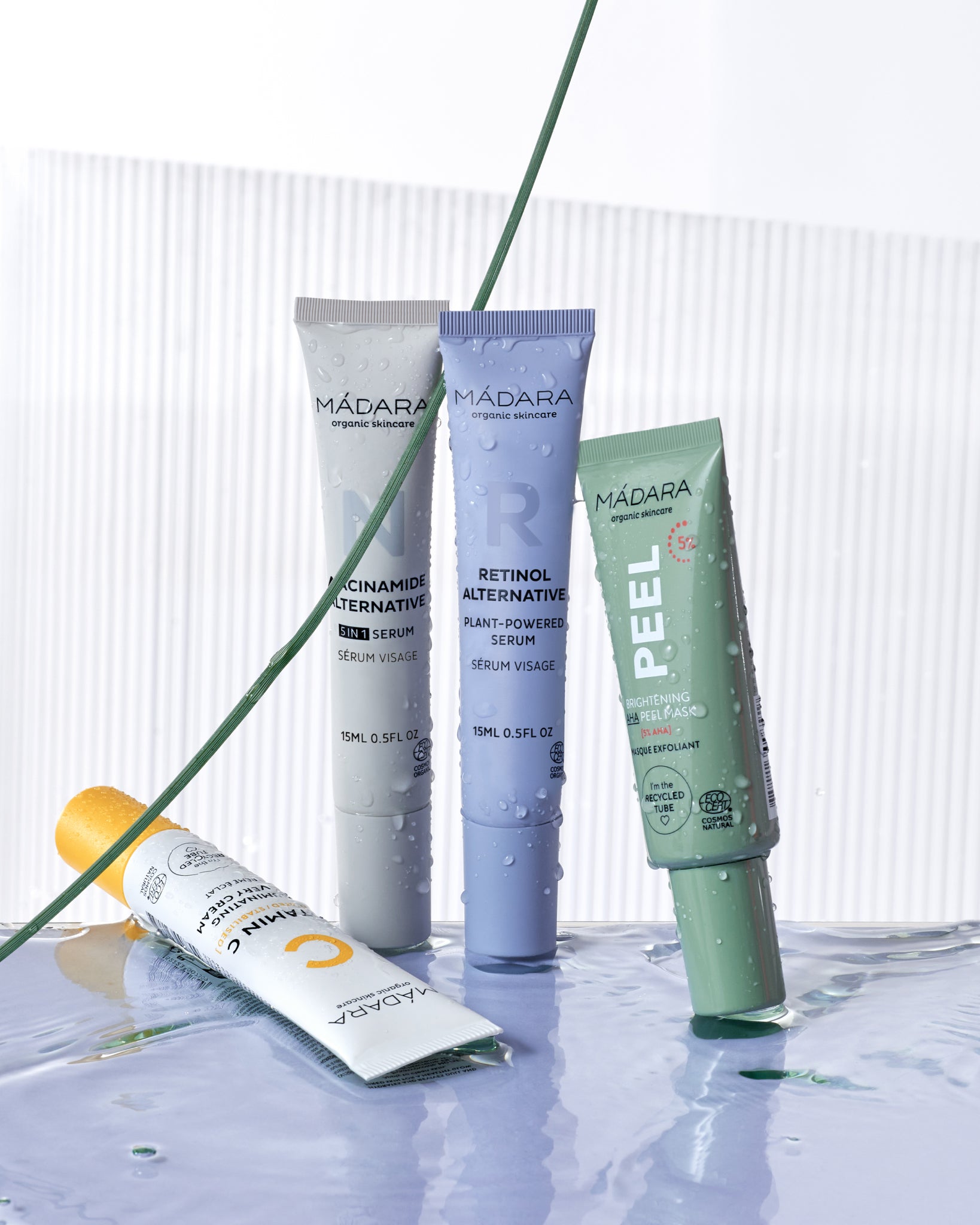 MÁDARA Organic Skincare skin renewal mini A0035 product photo on plain background.