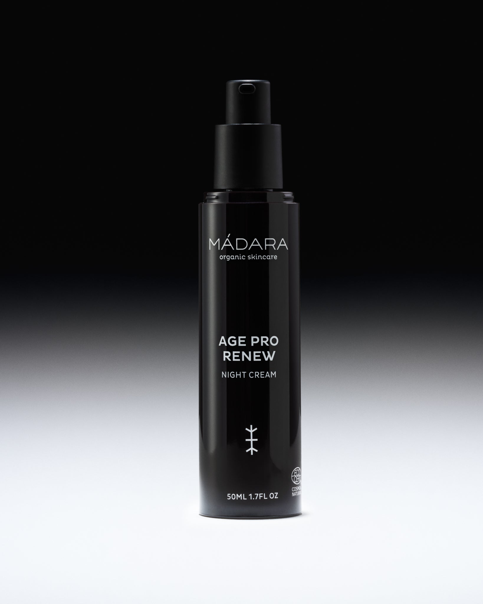 MÁDARA Organic Skincare renewal night cream A3335 face cream product photo on plain background.