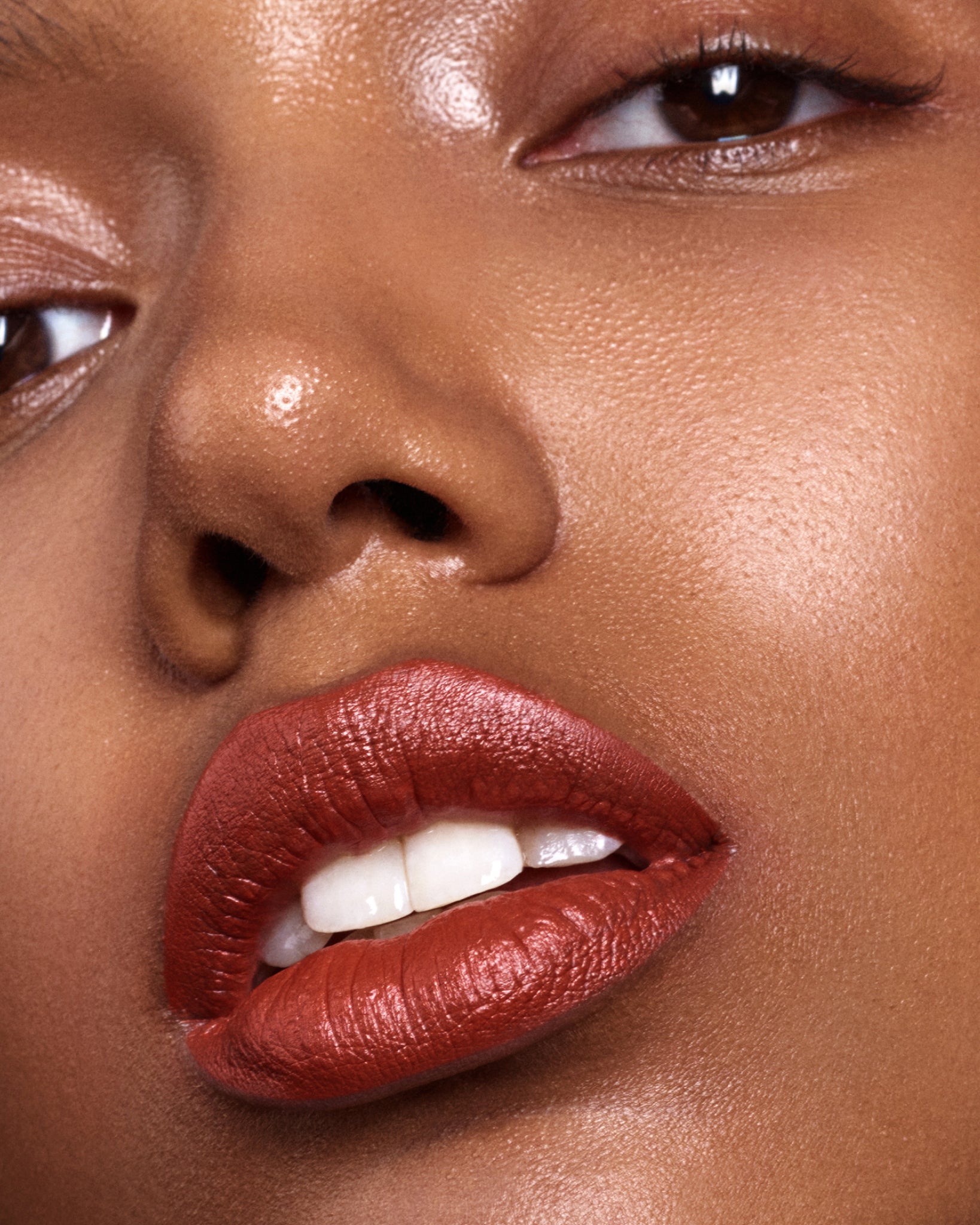 MÁDARA Organic Skincare mattifying lipstick A6303 product photo on plain background.