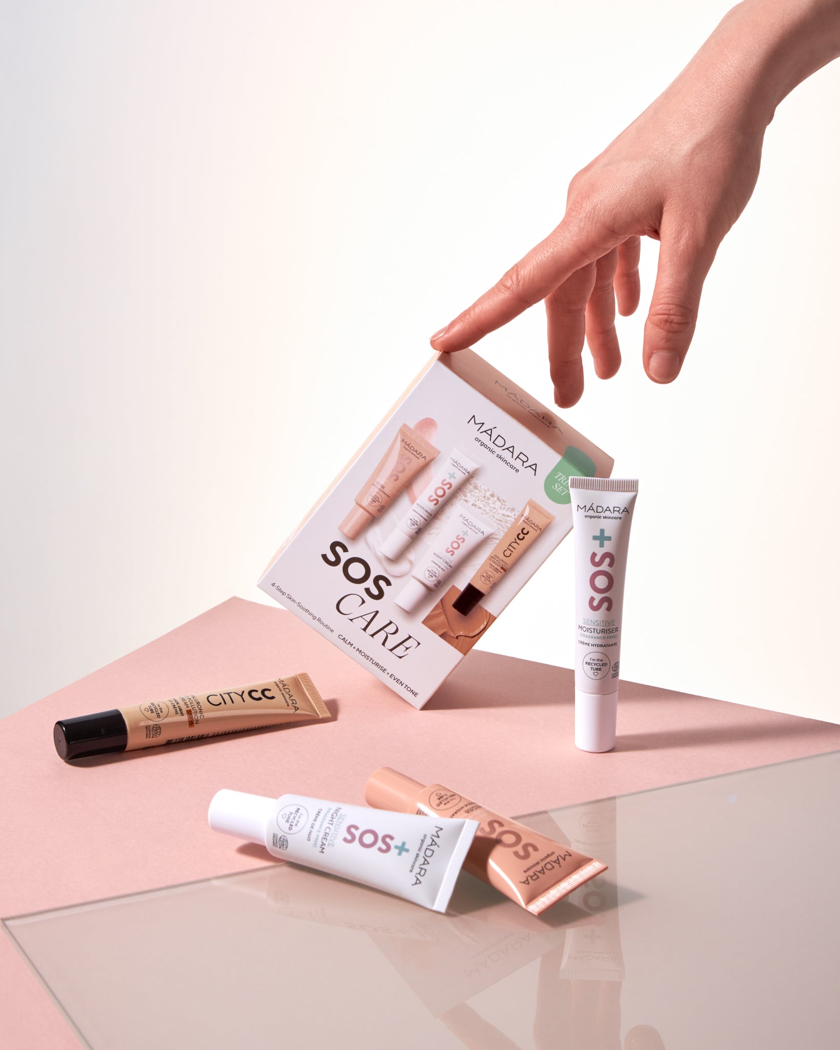 MÁDARA Organic Skincare sos care trial light A0035 product photo on plain background.