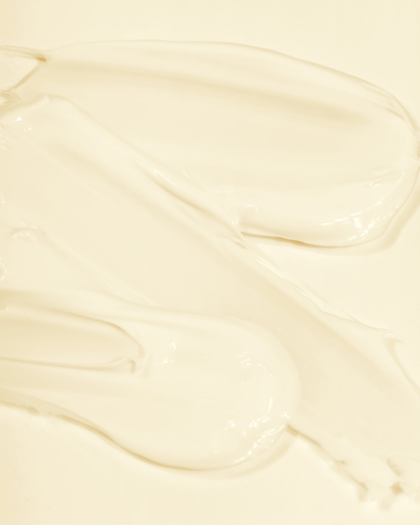 Texture close-up of MÁDARA Organic Skincare natural vitamin c cream A3302 face cream �swatch demonstrates consistency and finish.